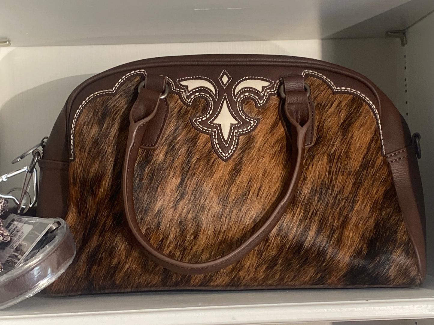 TRINITY RANCH HAIR-ON COWHIDE CROSSBODY PURSE