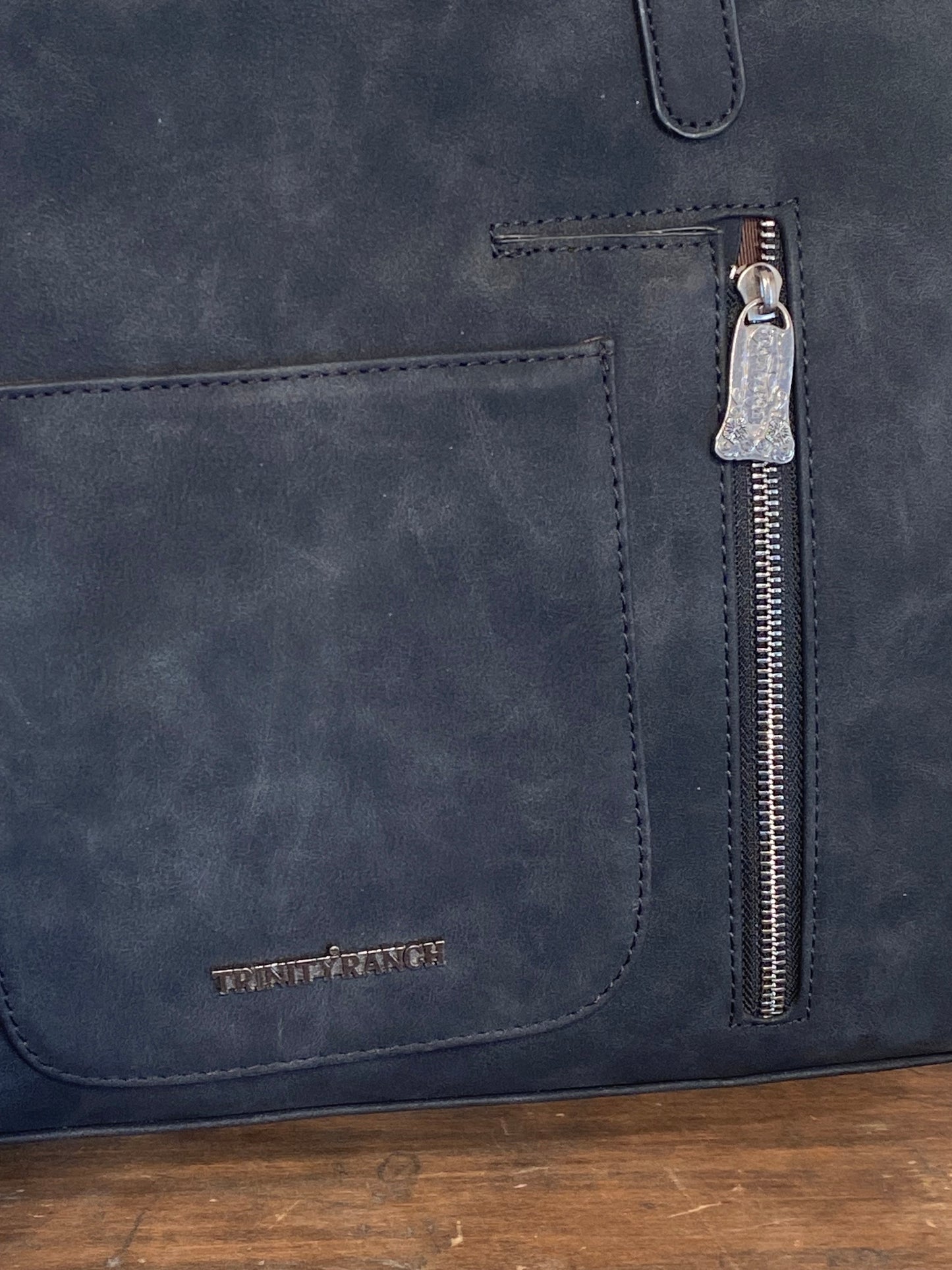 TRINITY RANCH - AZTEC CONCEALED CARRY TOTE