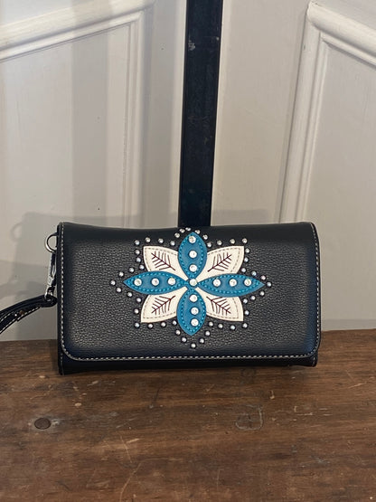 AMERICAN BLING CLUTCH