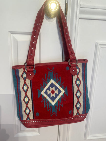 MONTANA WEST CONCEALED CARRY TOTE BAG COLLECTION - AZTEC RED
