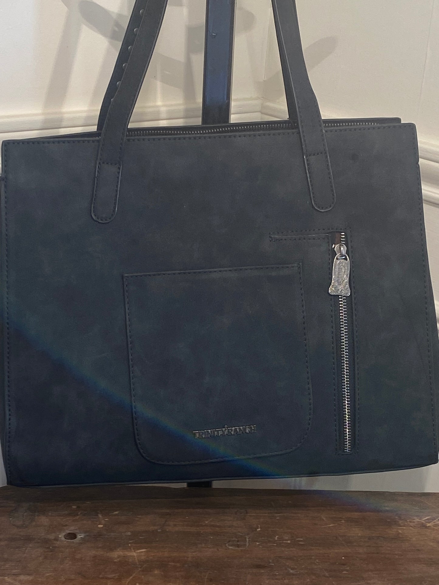 TRINITY RANCH - AZTEC CONCEALED CARRY TOTE